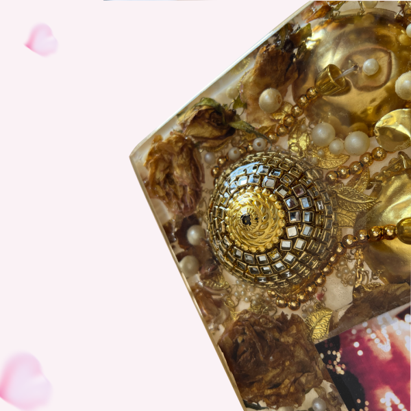 Beautiful Varmala Preservation with kalira in Resin Art 3
