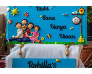 Cute Family Nameplate With a Hanging Plate 1