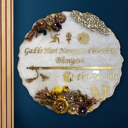Decorative Blossom Flower Pearl Resin Nameplate