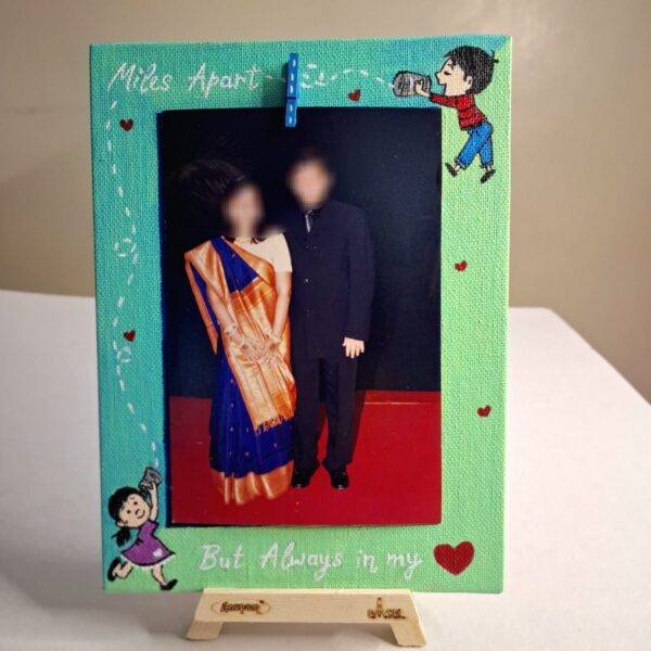 Hand Painted Canvas Photo Frame With Stand2