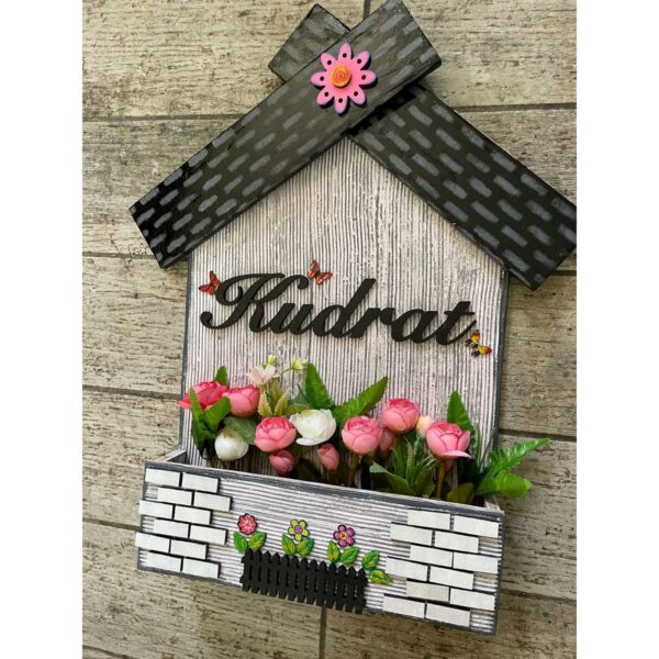 Hut Shape Nameplate With Planter 2