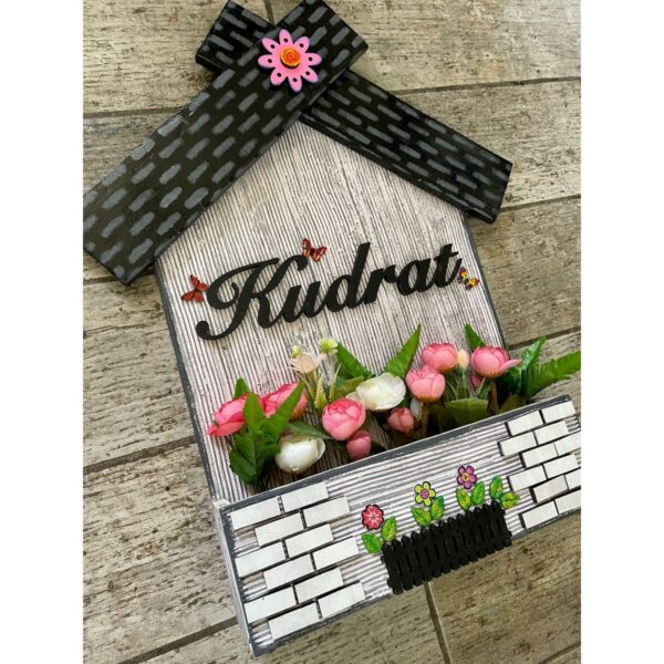Hut Shape Nameplate With Planter 5