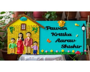 Hut shaped happy family nameplate