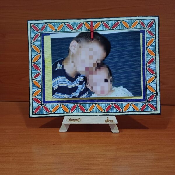 Madhubani Hand Painted Canvas Photo Frame With Stand1