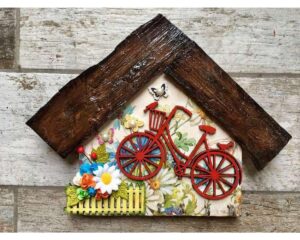 My Little Garden Wooden Key Holder 1