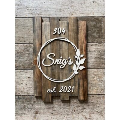 Neem Wood Vertical Nameplate 400x400