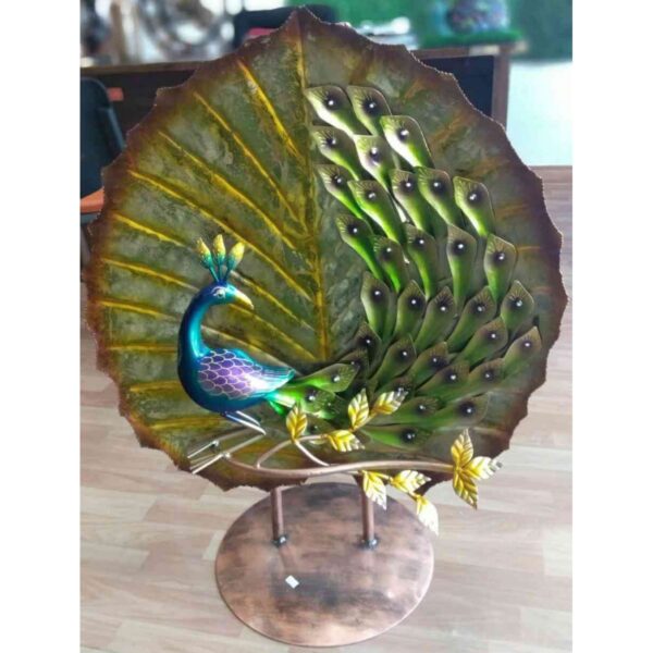 Peacock Decor On Pan Leaf Table