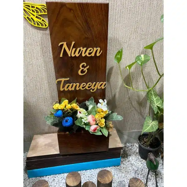 Sheesham Wood Vertical Nameplate With Flower Basket2