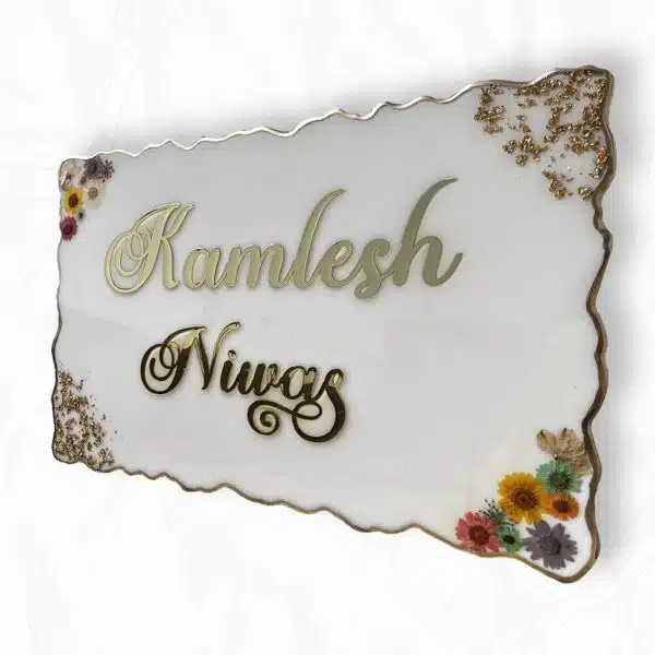Stylish Resin Casting White Nameplate With Pressed Flowers and Flakes1