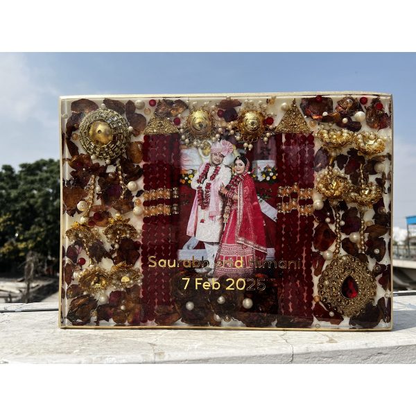 Wedding Garland Resin Art 4