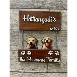 Wooden Nameplate With Two Dogs (1)