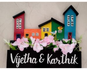 🌸 House Cutout Vibrant Nameplate with Flowers 🌸